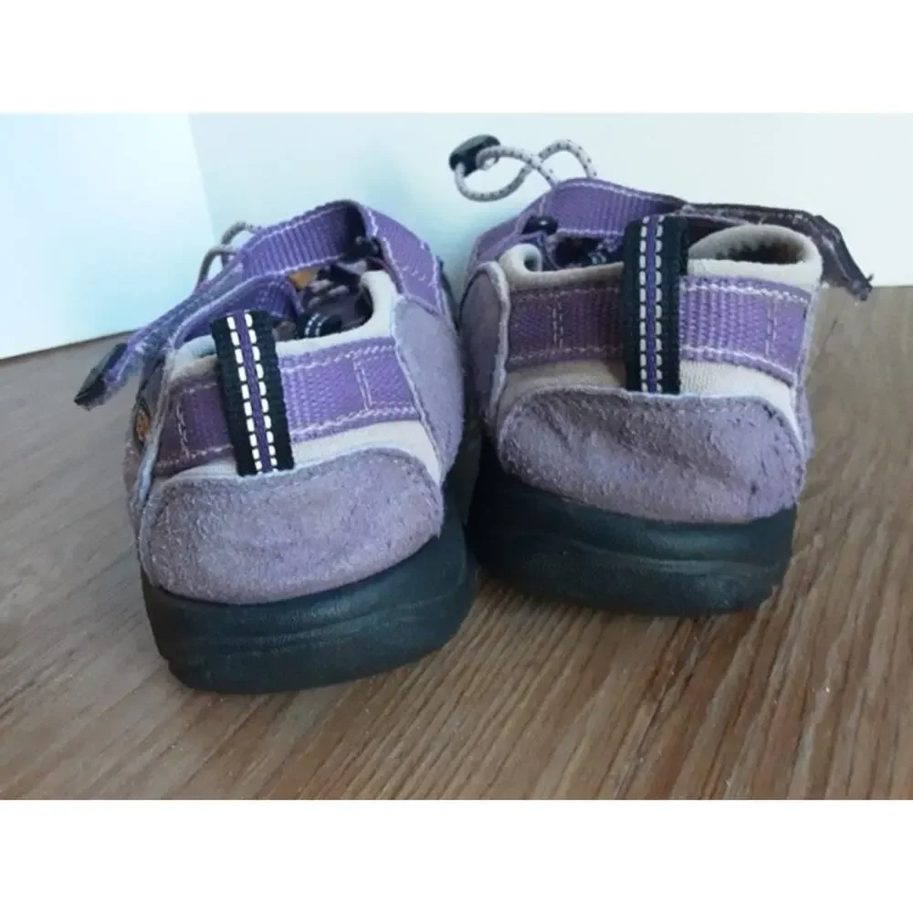 KEEN Newport H2 Waterproof Sports Hiking Purple Sandals Youth Size 4